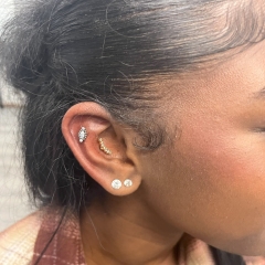 flat-piercing-sm