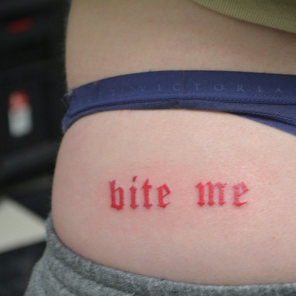 lettering-bite-me