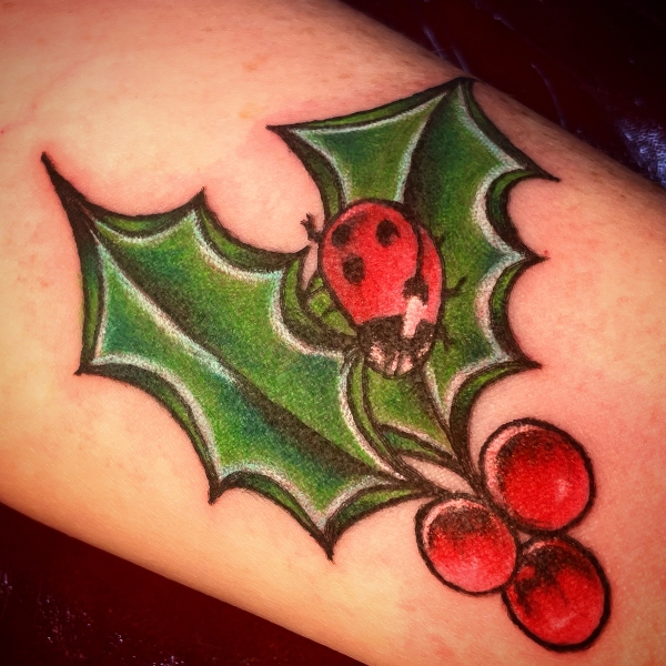 traditional-lucky-christmas-holly-ladybug-tattoo