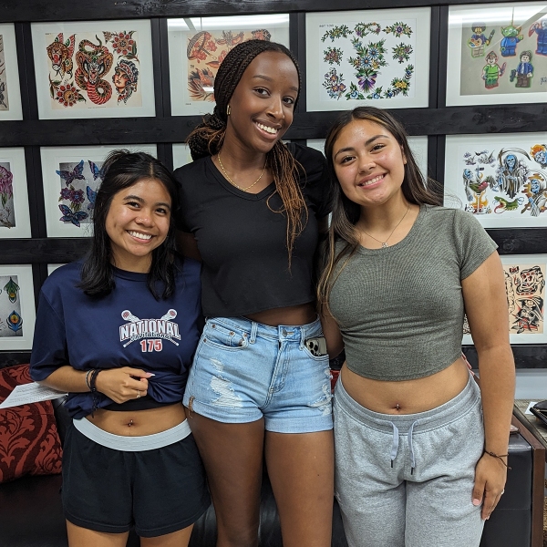 belly-party-three-naval-girls-sm
