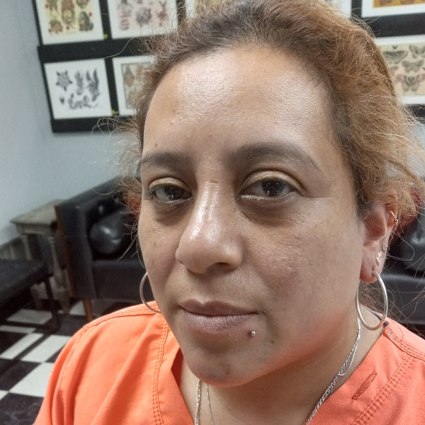 low-lip-beauty-mark-piercing-sm