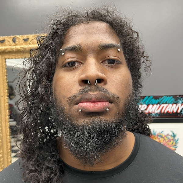 snake-bites-and-septum-piercing