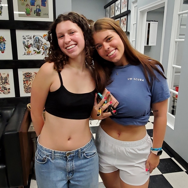 Two Belly Piercings, Best Friends