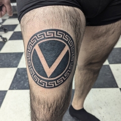 Greek-Key-V-Initial-tattoo