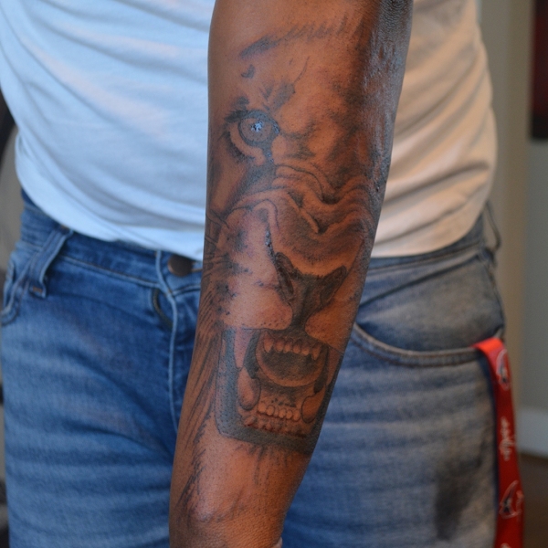 forearm-lion-sm