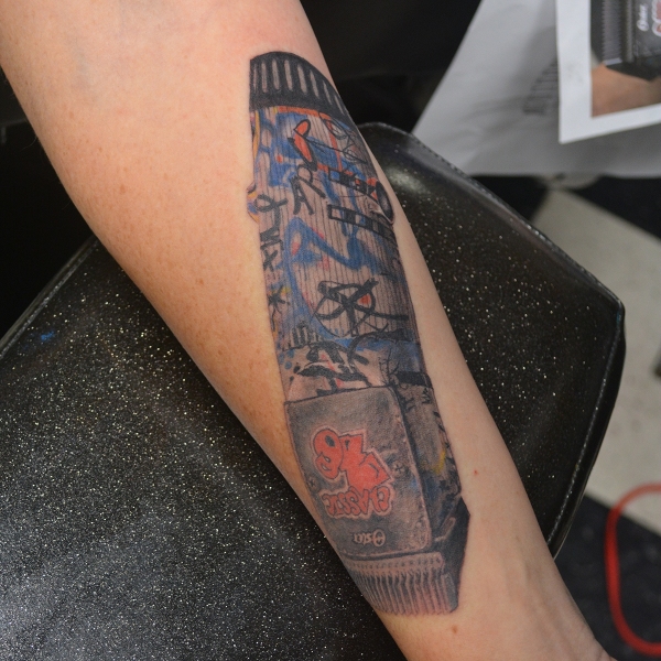 osher076-stylist-shears-tattoo