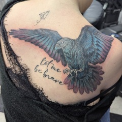 dr-who-realistic-raven-tattoo