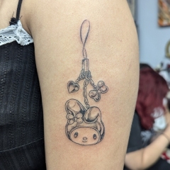 fineline-hello-kitty-bunny-tattoo