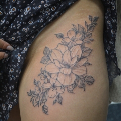 magnolia-thigh-floral-sm