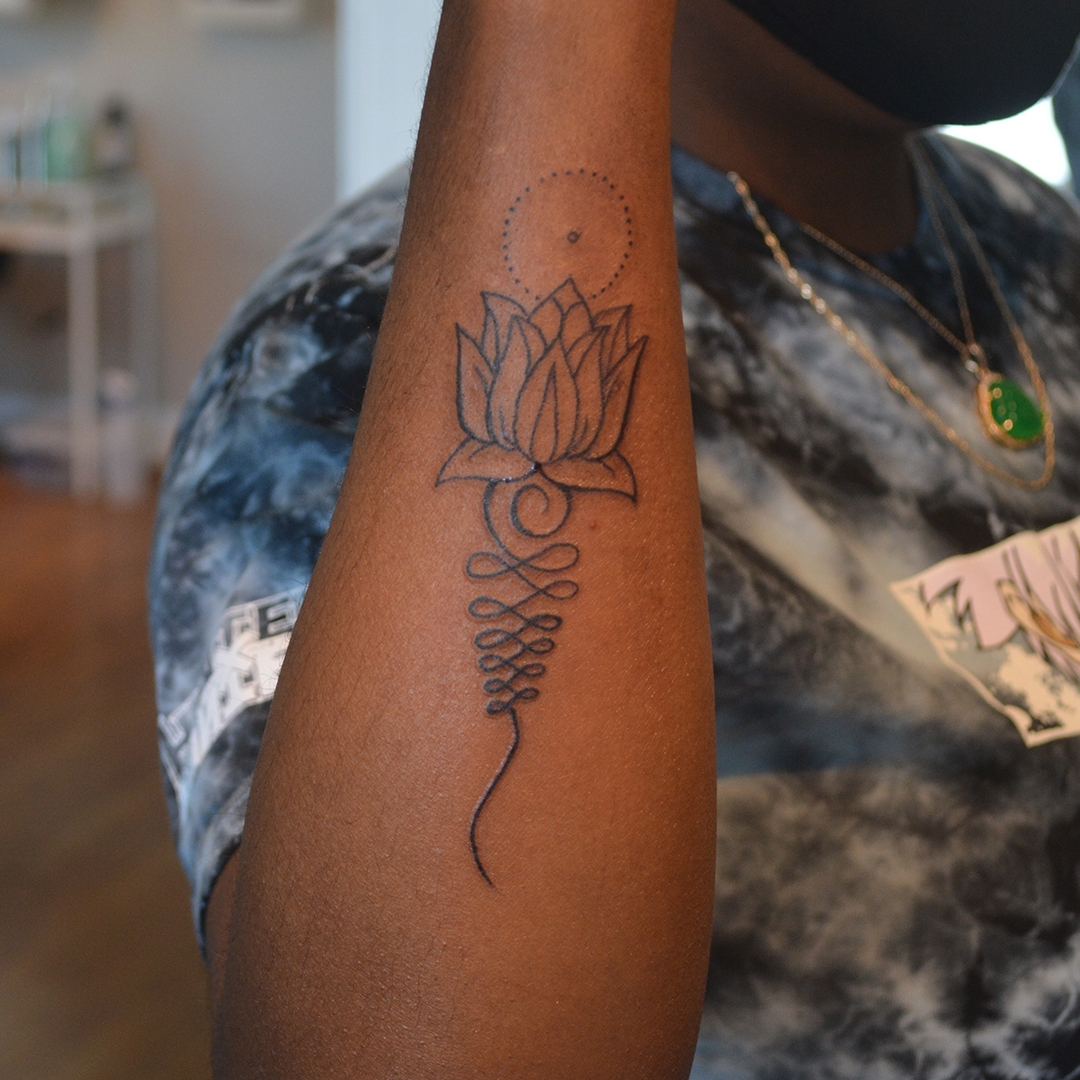 Johanna Karvonen art - Unalome lotus tattoo #unalometattoo #unalome #tattoo  #ink #smalltattoo #lotus #lotustattoo #upperback #spine #spinetattoo |  Facebook