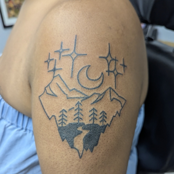 thick-traditional-lines-mountains-and-stars