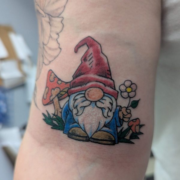 tradtitional-gnome-with-mushrooms-tattoo-scaled