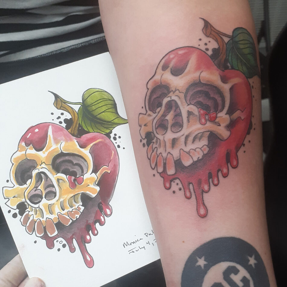 apple skull tattoo